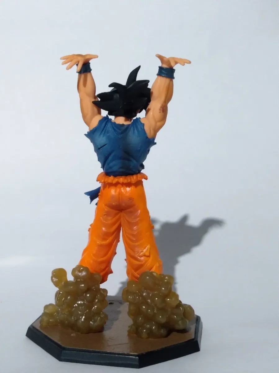 Figura Goku Pose Genkidama Dragon Ball - Imagen 3